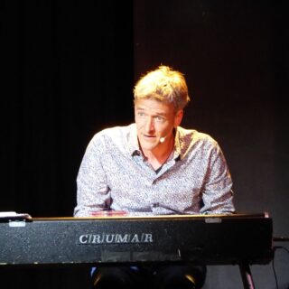 Eiertanz mit Christof Spörk im Mariazeller Theaterstadl - Foto: Mariazell Online