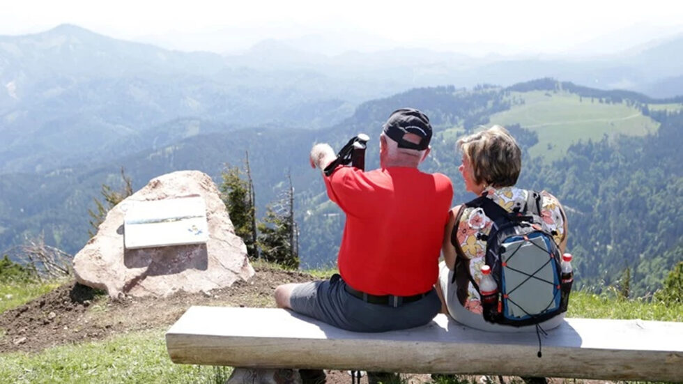Panoramaweg Entspannte Momente am Panoramarundweg - Foto: Bergbahnen Mitterbach/Luger