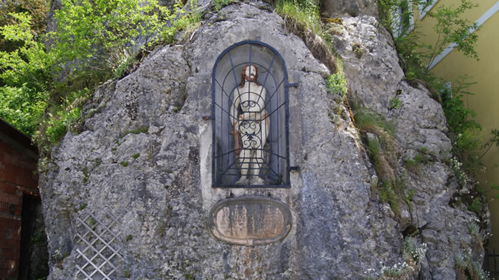 Ursprungsfelsen Ursprungsfelsen Rasing-Gußwerk