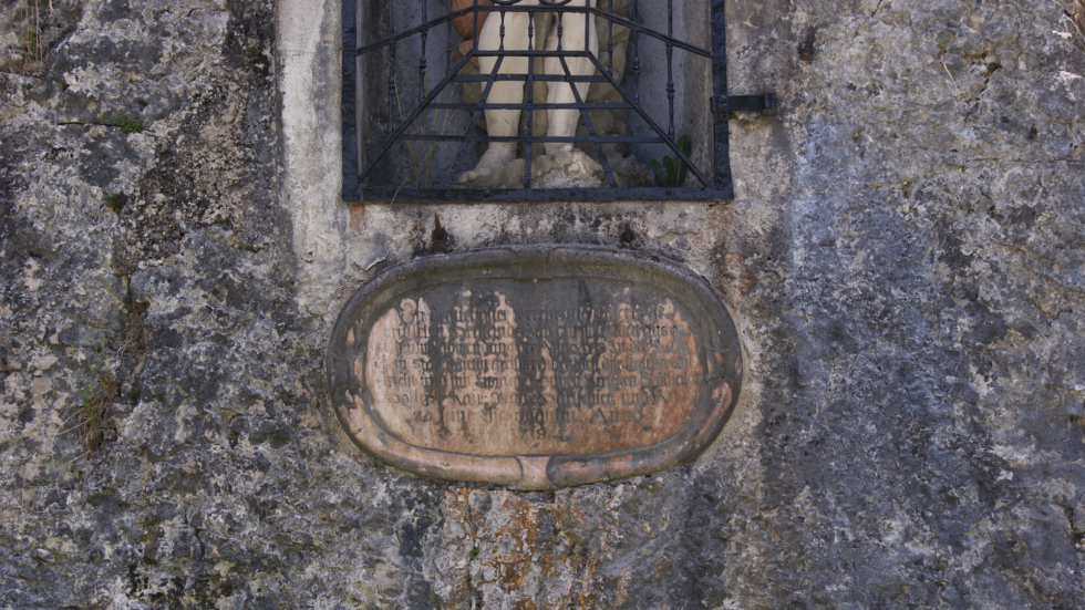 Inschrift Ursprungsfelsen - Foto: Mariazell Online