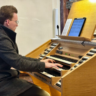 Orgel zu Mittag mit Florian Kaier - Foto: Ing. Franz Peter Stadler